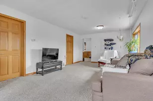 2119 N 38th St, Sheboygan, WI 53081 - Photo 11