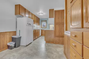 2119 N 38th St, Sheboygan, WI 53081 - Photo 9