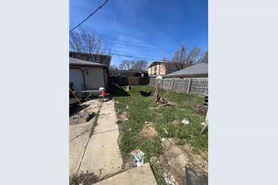 2702  Loraine Ave, Racine, WI 53404 - Photo 7