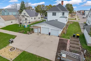 103 South St, Caledonia, MN 55921 - Photo 33