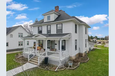 103  South St, Caledonia, MN 55921 - Photo 1