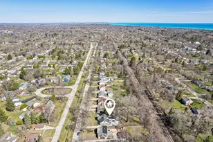 8112 N Santa Monica Blvd, Fox Point, WI 53217 - Photo 39
