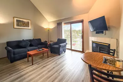 111  Center St #403, Lake Geneva, WI 53147 - Photo 3