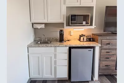 300  Wrigley Dr #418, Lake Geneva, WI 53147 - Photo 7