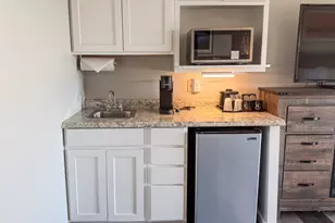 300 Wrigley Dr, Lake Geneva, WI 53147 - Photo 7