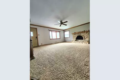 W156N5104  Arbor Vitae Ct, Menomonee Falls, WI 53051 - Photo 7