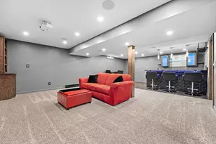 N78W15339 Haymeadow Rd, Menomonee Falls, WI 53051 - Photo 31