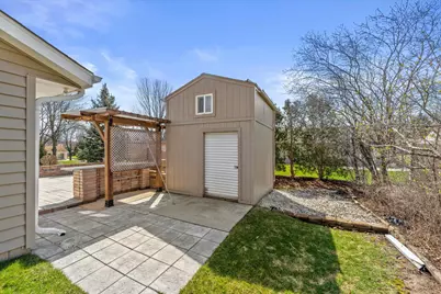 N78W15339  Haymeadow Rd, Menomonee Falls, WI 53051 - Photo 5