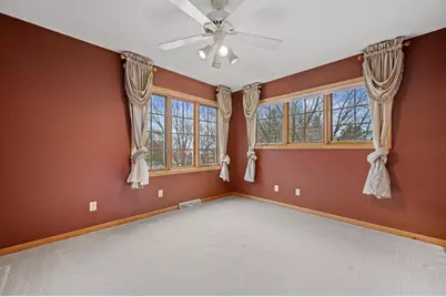 4009  Hickory Knoll Rd, Delafield, WI 53029 - Photo 21