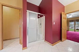 4009 Hickory Knoll Rd, Delafield, WI 53029 - Photo 19