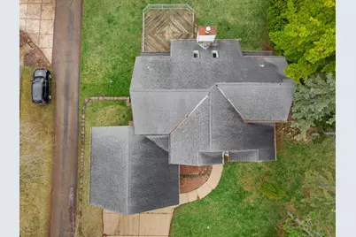 4009  Hickory Knoll Rd, Delafield, WI 53029 - Photo 41