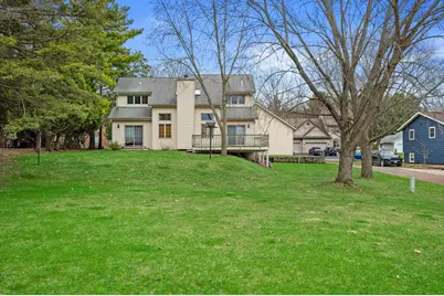 4009  Hickory Knoll Rd, Delafield, WI 53029 - Photo 37