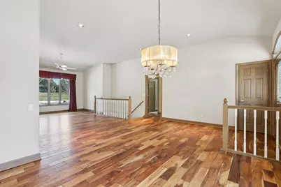 6748 S Yale Dr, Franklin, WI 53132 - Photo 7