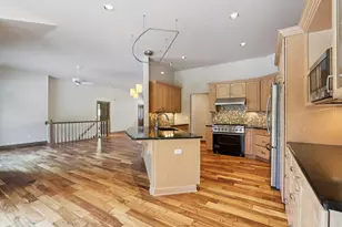 6748 S Yale Dr, Franklin, WI 53132 - Photo 11