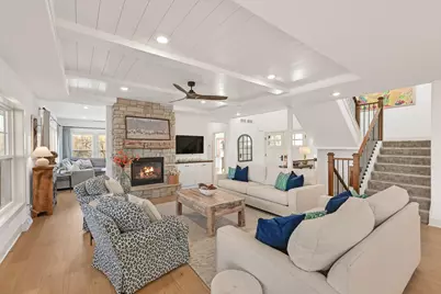 6850 W River Birch Dr, Mequon, WI 53092 - Photo 3