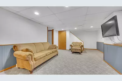 3415 N 49th Pl, Sheboygan, WI 53083 - Photo 21