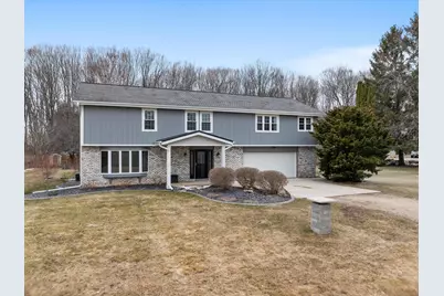 5304  Woodland Dr, Two Rivers, WI 54241 - Photo 3