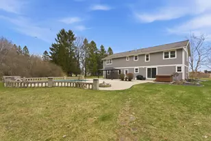 5304 Woodland Dr, Two Rivers, WI 54241 - Photo 5