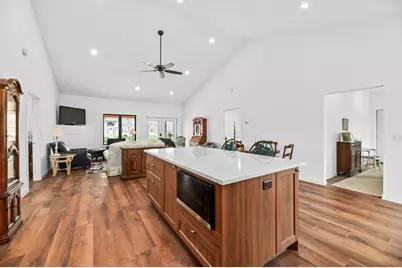 1401  Devon Rd, Burlington, WI 53105 - Photo 5