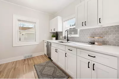 5122 N Diversey Blvd, Whitefish Bay, WI 53217 - Photo 5