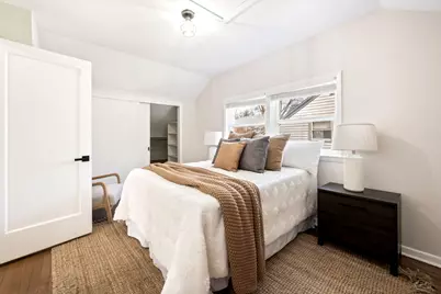 5122 N Diversey Blvd, Whitefish Bay, WI 53217 - Photo 13