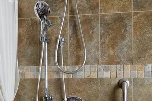 2909 S 76th St, West Allis, WI 53219 - Photo 21