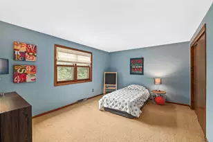 406 Crescent Ln, Thiensville, WI 53092 - Photo 25