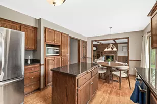 406 Crescent Ln, Thiensville, WI 53092 - Photo 15