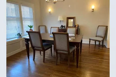 2907 E Hampshire Ave, Milwaukee, WI 53211 - Photo 5