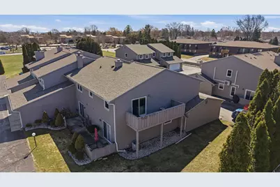 3517  Willow Cir, Sheboygan, WI 53083 - Photo 25