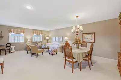 3517  Willow Cir, Sheboygan, WI 53083 - Photo 5