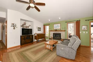 2456 Emslie Dr, Waukesha, WI 53188 - Photo 5