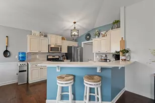 724 Joshua Ln, Lake Geneva, WI 53147 - Photo 15