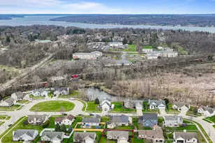 724 Joshua Ln, Lake Geneva, WI 53147 - Photo 47