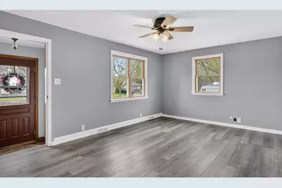 1217  Macarthur Ave, Sheboygan, WI 53083 - Photo 11