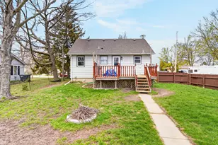 1217 Mac Arthur Ave, Sheboygan, WI 53083 - Photo 3