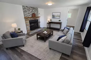 3015 Viebahn St, Manitowoc, WI 54220 - Photo 1