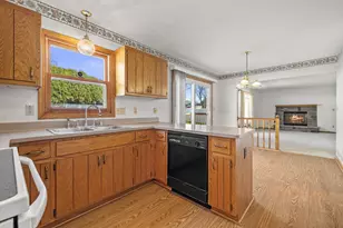 716 Appaloosa Trail, Racine, WI 53402 - Photo 7