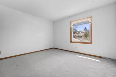 716  Appaloosa Trl, Racine, WI 53402 - Photo 25