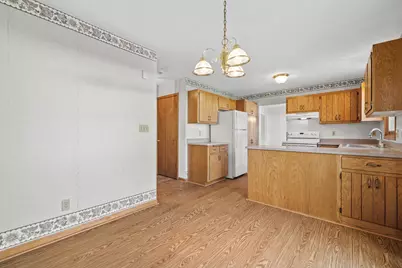 716  Appaloosa Trl, Racine, WI 53402 - Photo 11