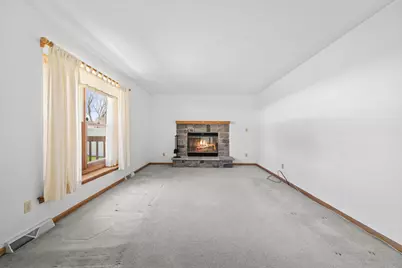 716  Appaloosa Trl, Racine, WI 53402 - Photo 15