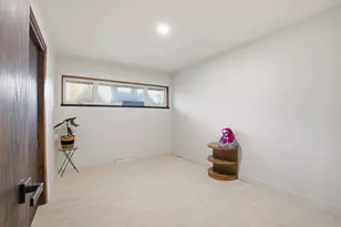 5440 N Navajo Ave, Glendale, WI 53217 - Photo 13