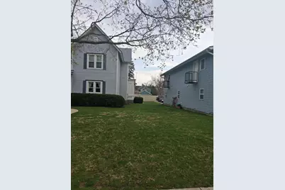 1128  Wisconsin St, Lake Geneva, WI 53147 - Photo 5