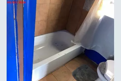 2909 N 16th St #2911, Milwaukee, WI 53206 - Photo 9