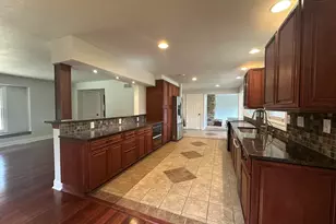 W309N174 Maple Ave, Delafield, WI 53188 - Photo 3