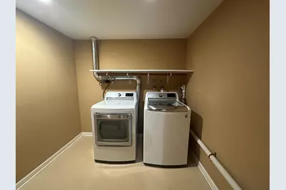 W309N174  Maple Ave, Delafield, WI 53188 - Photo 17