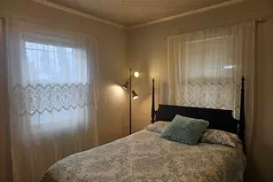 956 Circle Dr, Manitowoc, WI 54220 - Photo 13