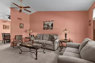 1737 Cedar Ct, Manitowoc, WI 54220 - Photo 5