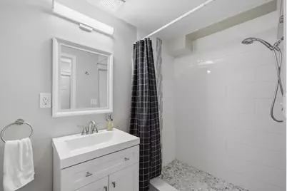 1317 E Hamilton St, Milwaukee, WI 53203 - Photo 21