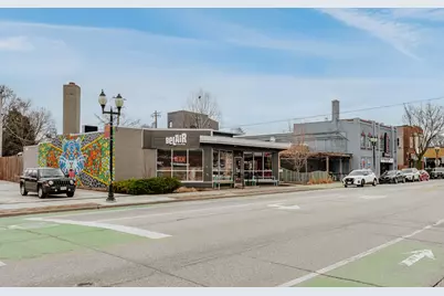 2320 N 68th St, Wauwatosa, WI 53213 - Photo 29